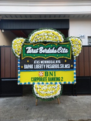 Papan Bunga Duka di Prangkokan